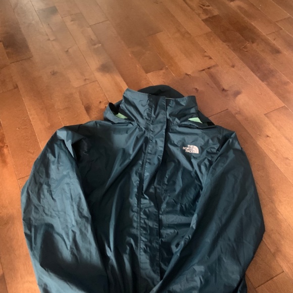 Clothes - Picture 3 of 3